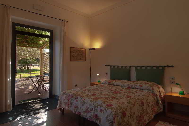 Podere Violino Farm stay *